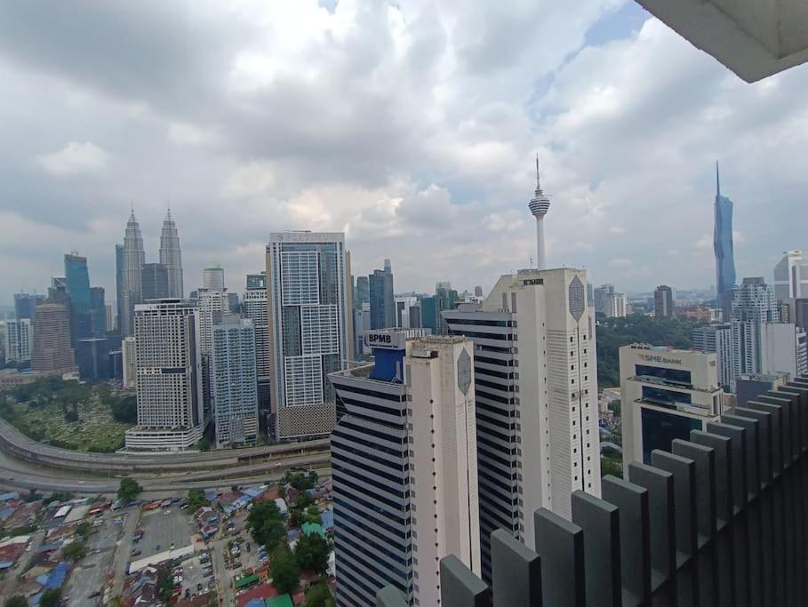 Cl 30A Super Kl View Infinity Pool Klcc Apartment กัวลาลัมเปอร์ ภายนอก รูปภาพ