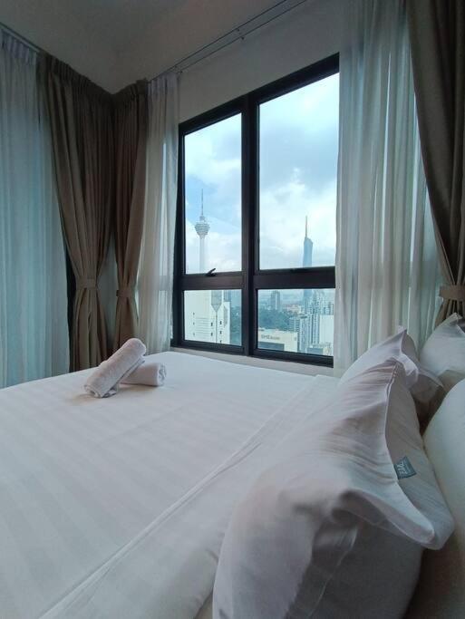 Cl 30A Super Kl View Infinity Pool Klcc Apartment กัวลาลัมเปอร์ ภายนอก รูปภาพ