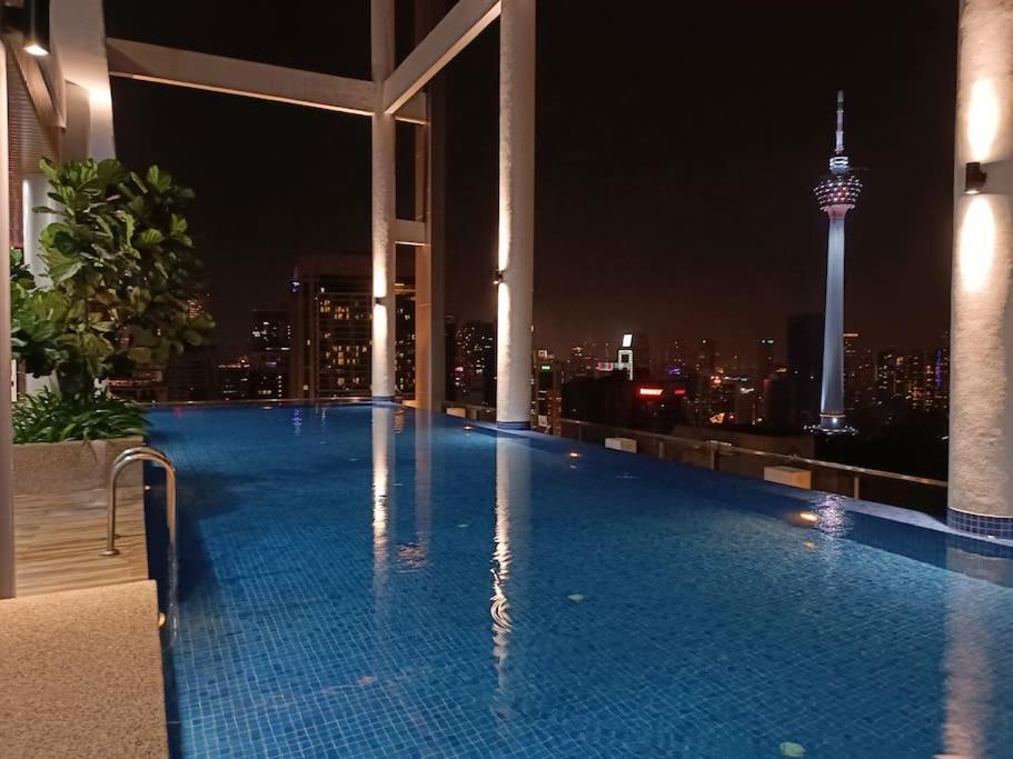 Cl 30A Super Kl View Infinity Pool Klcc Apartment กัวลาลัมเปอร์ ภายนอก รูปภาพ